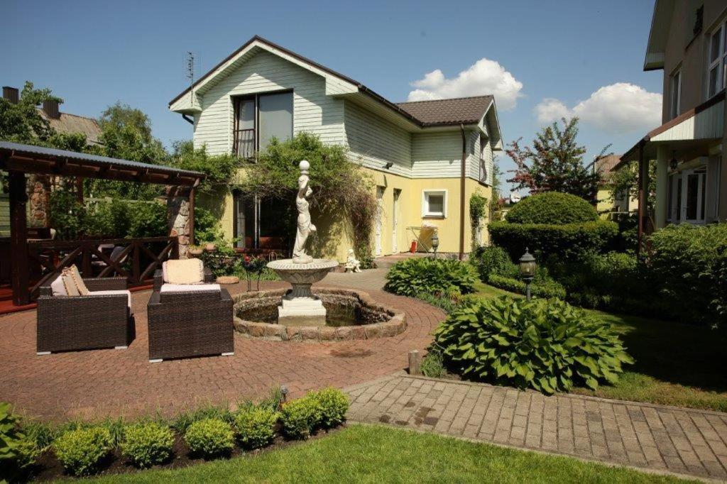 Vila Florena Garden Palanga Ngoại thất bức ảnh