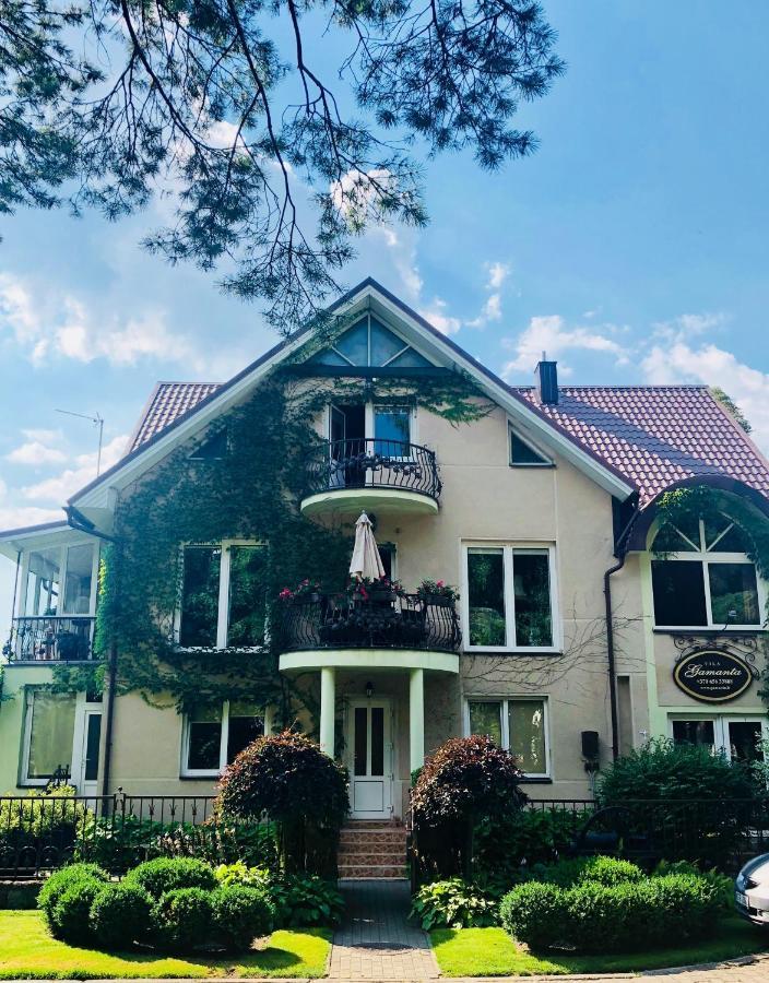 Vila Florena Garden Palanga Ngoại thất bức ảnh